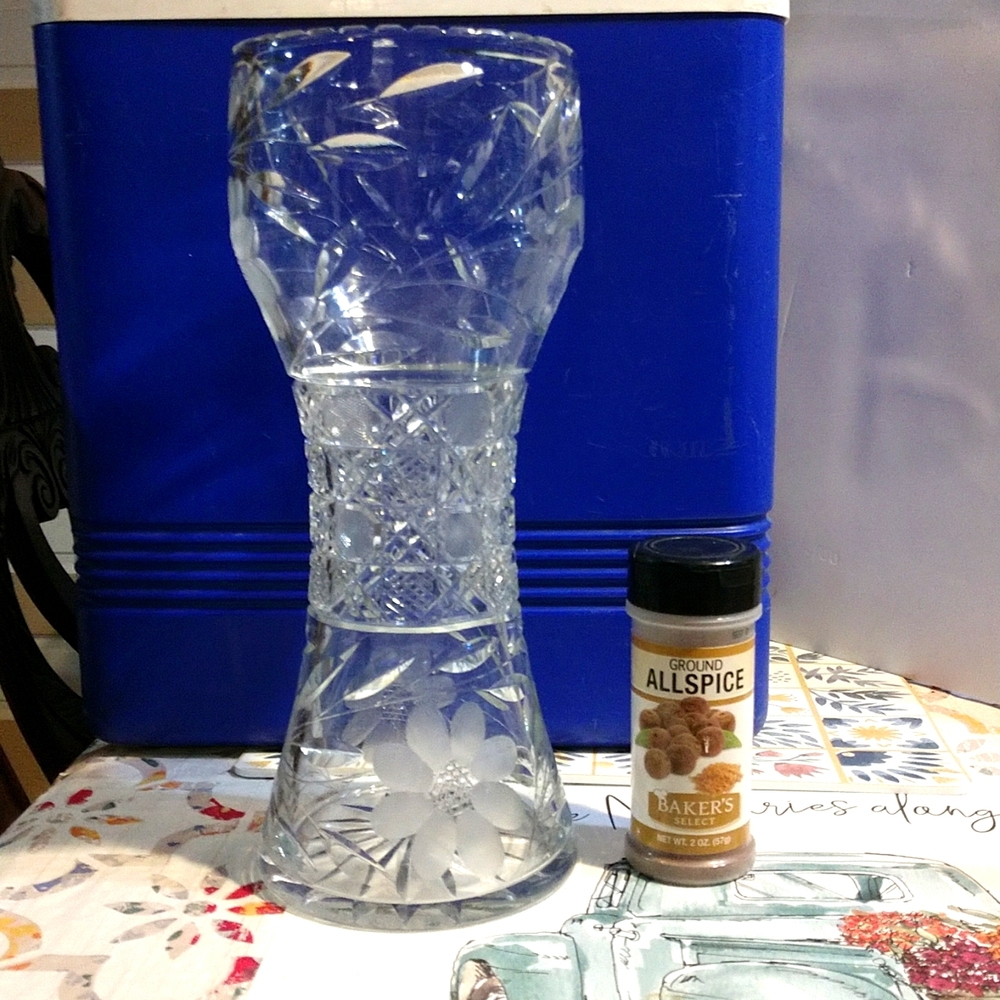 Botanical Elegant Vintage Crystal Hand-Cut Heavy 12" Vase Hourglass Shape 5 lbs.